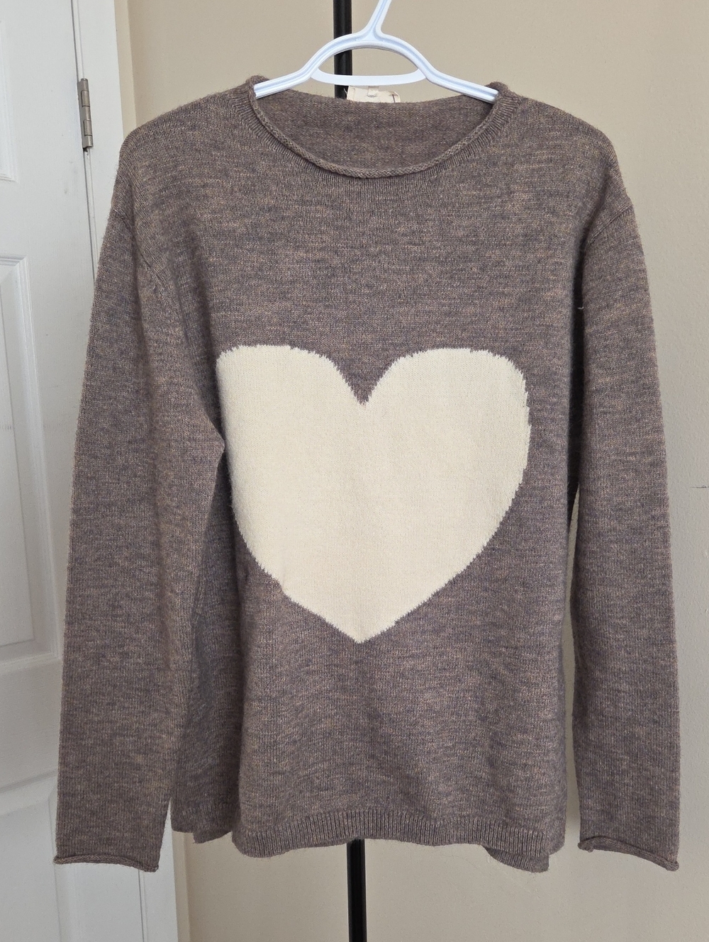 easel Taupe Sweater with Cream Heart Crewneck
